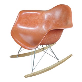 Herman Miller Vintage Fiberglass Rocking Chair For Sale