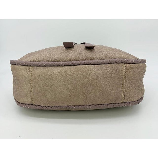 Animal Skin Mid 20th Century Nina Ricci Gray Leather Hobo Shoulder Bag For Sale - Image 7 of 11