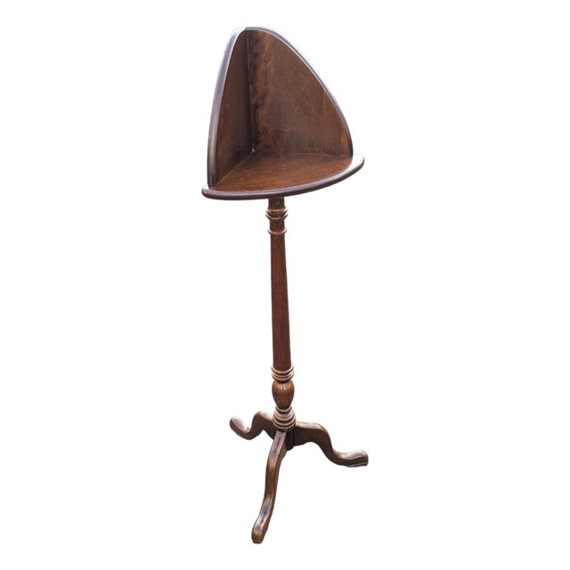 Vintage Solid Mohagonay Pedestal Corner Stand For Sale