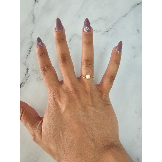♥ Ring Summary ♥ Main Stone: Pearl Band Material: 14k Yellow Gold Size of Pearl: 5MM Weight: 2 grams Gemstones are...