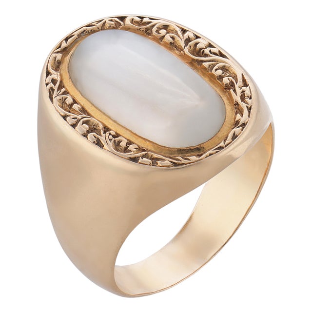 Early 20th Century Victorian Moonstone 14k Yellow Gold Signet Ring, Size 4.75 For Sale