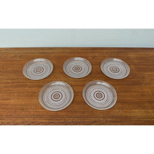 Mid-Century Modern Vintage Finnish Kastehelmi Series Glass Plates by Oiva Toikka for Iittala, Set of 5 For Sale - Image 3 of 18