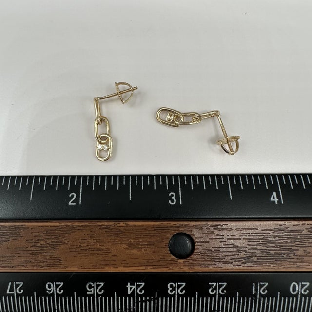 Diamond Link Dangle Earrings 10kt Yellow Gold 0.05ctw Gh Si Threaded New, Pair For Sale In New York - Image 6 of 6