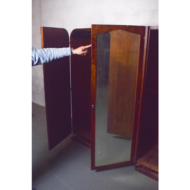 Brown Vintage Art Deco Three-Door Wardrobe in Walnut, 1930 For Sale - Image 8 of 11
