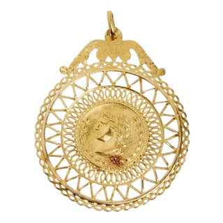 Portuguese Pendant in 19.2k Gold, 20th Century For Sale