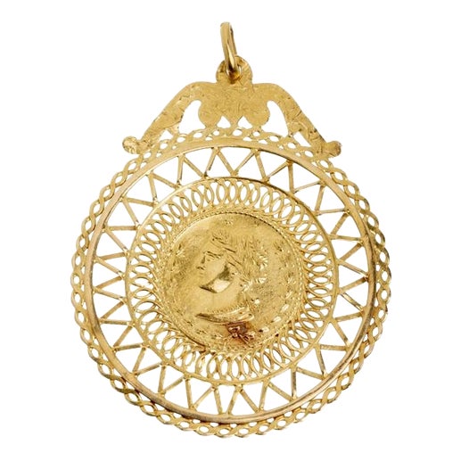 Portuguese Pendant in 19.2k Gold, 20th Century For Sale