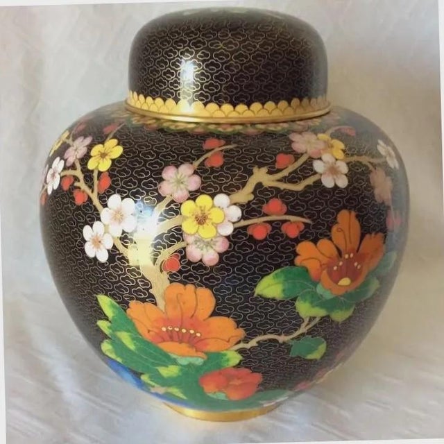 Fine Vintage Asian, Chinese Cloisonne Bronze Ginger Jar, Urn, Floral Motif For Sale - Image 4 of 7