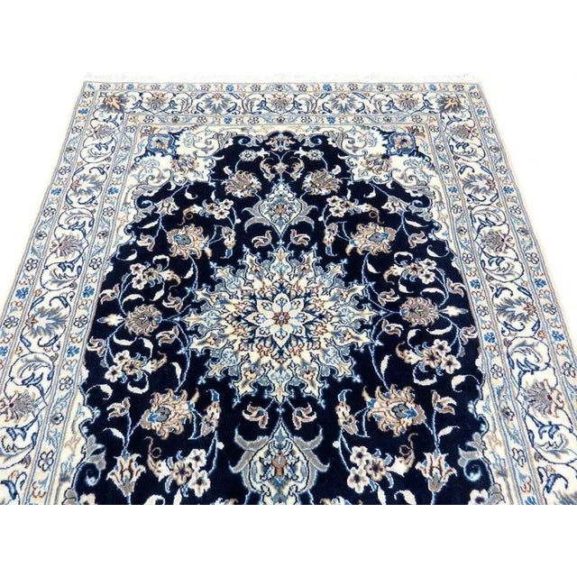 Middle Eastern Rug in Virgin Wool and Silk For Sale - Image 5 of 11