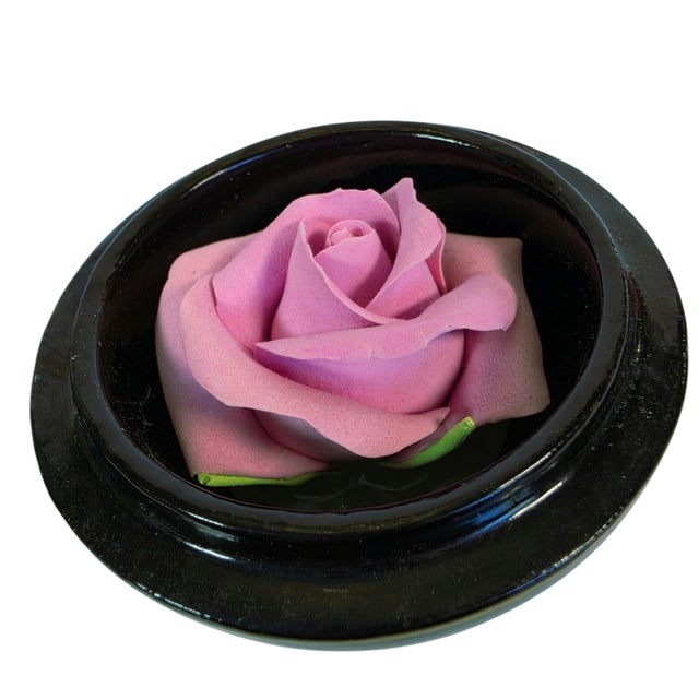Vintage Japanese Lacquerware Round Trinket Box With Porcelain Rose Accent For Sale - Image 14 of 17