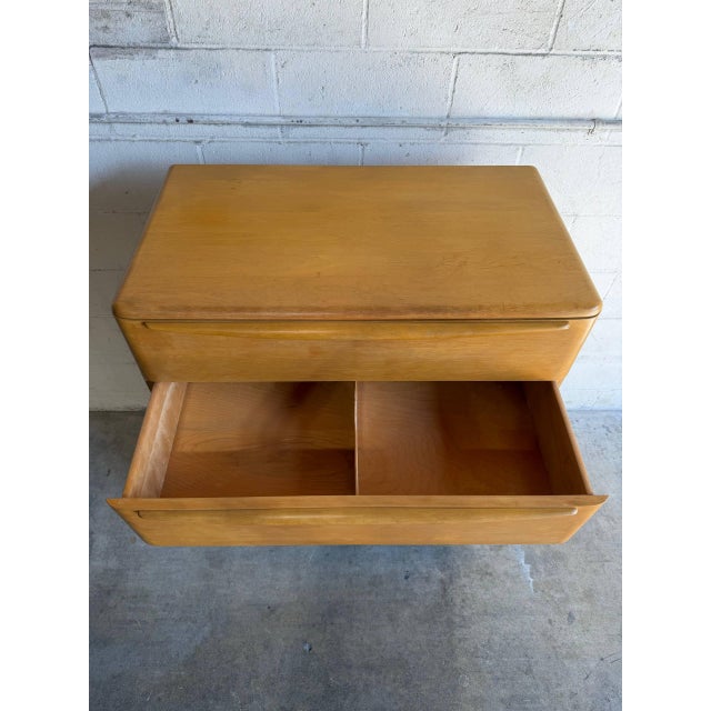 Wood Heywood Wakefield Maple Tallboy Wooden Dresser Highboy Chest of Drawers Vintage 1950s For Sale - Image 7 of 10