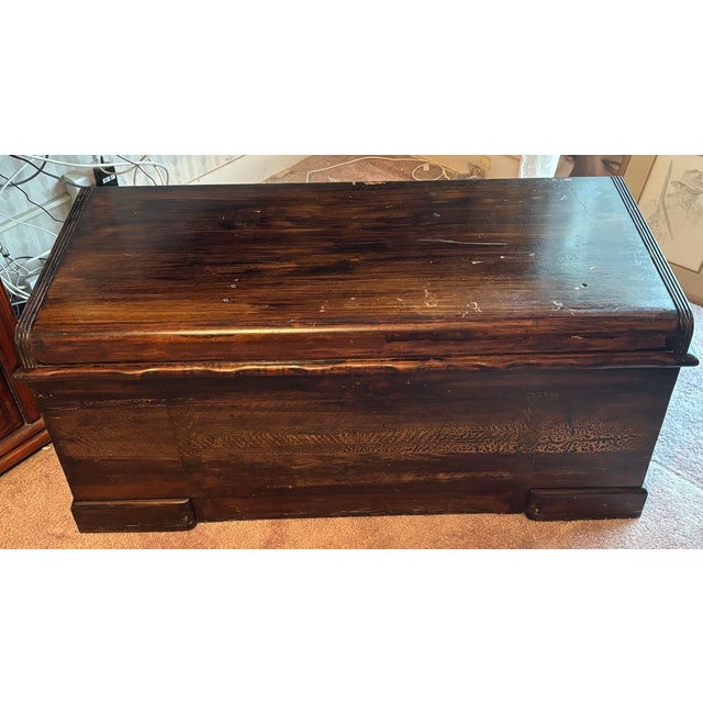 American Vintage “Cedarstor” White Cedar Hope Chest – Richmond Cedar Works, Norfolk, Va – Circa 1930s–40s For Sale - Image 3 of 7