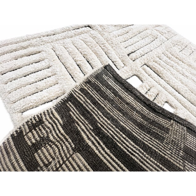 Rh Basanti Rug – 9' × 12' Marled Ivory/Charcoal | Hand-Knotted Wool Blend | Contemporary Himalayan-Inspired Design For Sale - Image 18 of 18