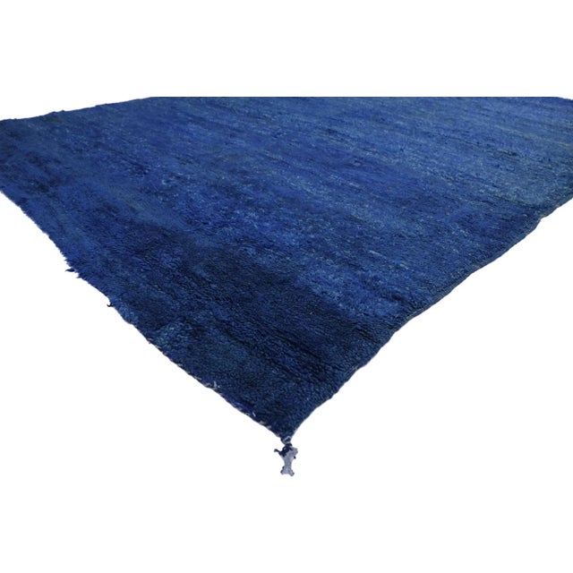 Vintage Berber Blue Moroccan Rug with Modern Boho Chic Style 07'00 x 10'02. With its simplicity, plush pile and Bohemian...