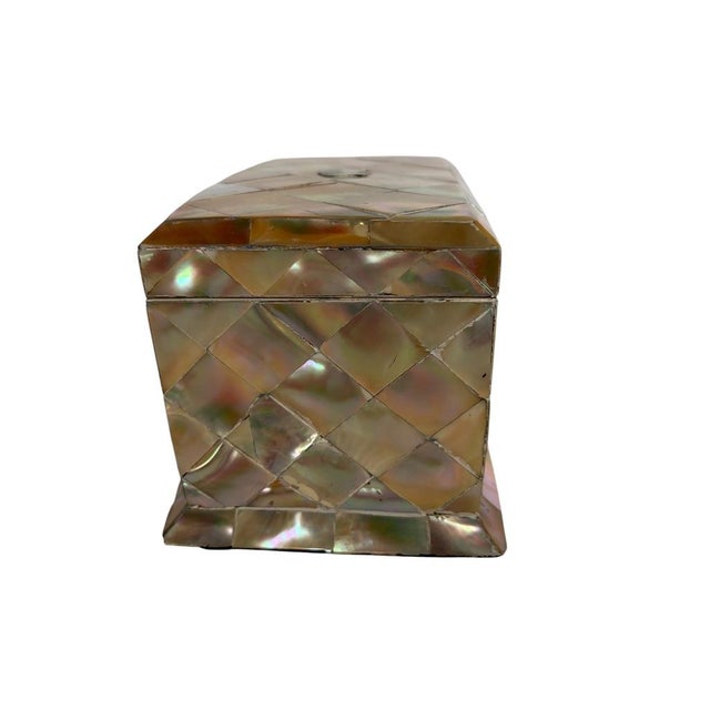Mother of Pearl Tea Caddy English Circa 1870 For Sale In Dallas - Image 6 of 7