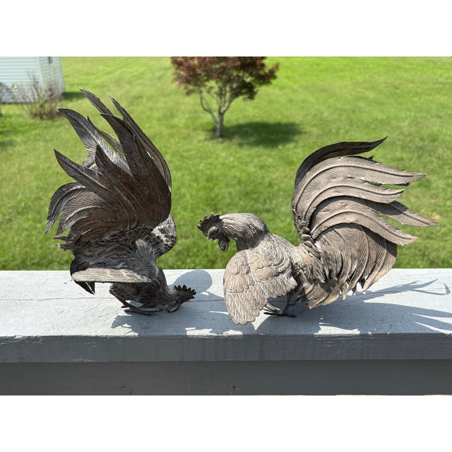 Realism Fighting Cocks - A Pair of Highly-Detailed Mid-20th C. Silver Metal Roosters For Sale - Image 3 of 9
