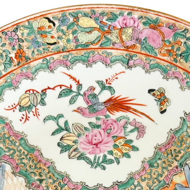 Large Mid-20th Century Hand-Painted Chinese Export Rose Medallion Charger 16.25" For Sale - Image 4 of 10