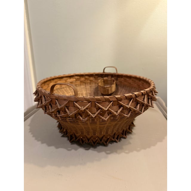 Early 20th Century Rare Early 20th Century Double Handled Porcupine Coil Curl Basket With Miniature Interior Pockets For Sale - Image 5 of 10