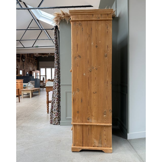 English Pine Bonnetière, 1890s For Sale - Image 4 of 13