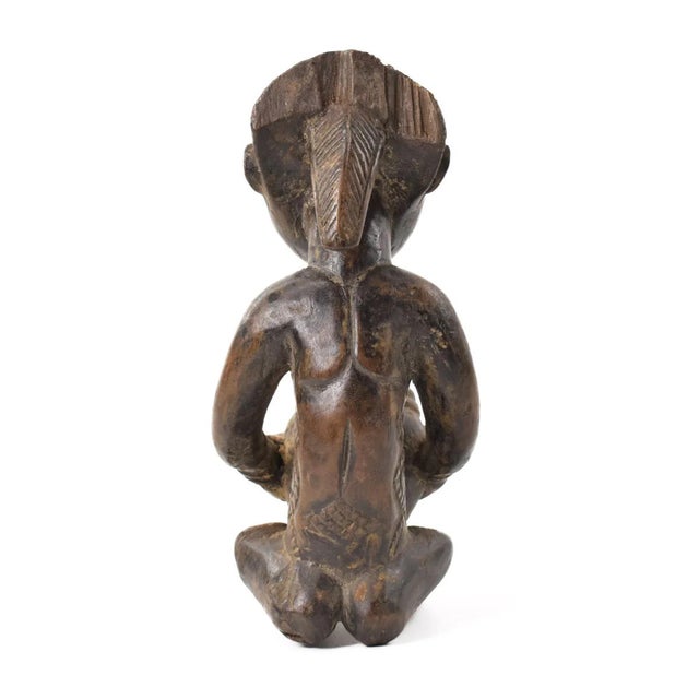 Wood Early 20th Century Luba Seated Female Bowl Bearer For Sale - Image 7 of 7