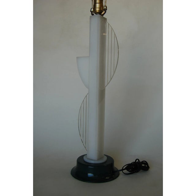 Plastic Mid Century Modern White Lucite Table Lamp W/ Side Planter by Moss Lighting For Sale - Image 7 of 10