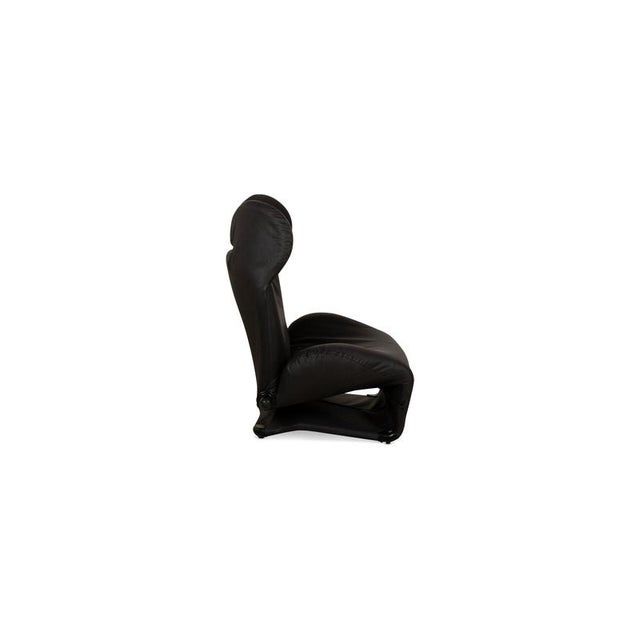 Cassina Wink Vegan Leather Armchair by Toshiyuki Kita for Cassina For Sale - Image 4 of 6