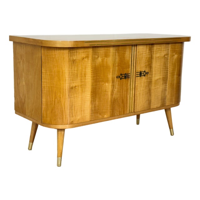 Vintage Chest of Drawers in Pine For Sale