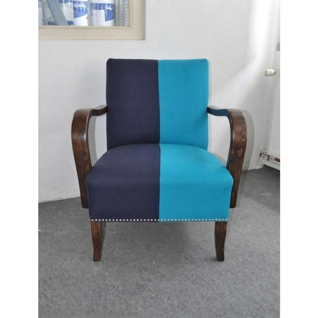 Vintage Hungarian Rumba Lounge Chairs in Two-Tone Navy Blue and Turquoise Fabric with Wooden Frames, Set of 2 For Sale - Image 4 of 5