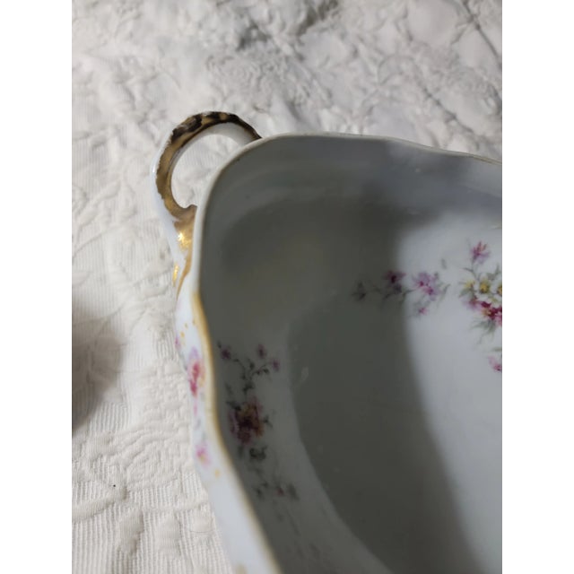 Mdi 19th Century Victorian Flow Blue Serving Bowl and Underplate For Sale - Image 4 of 12