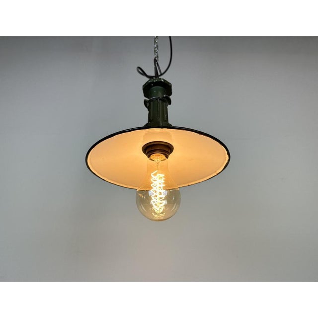 Industrial Green Enamel Pendant Lamp with Cast Aluminium Top, 1960 For Sale - Image 10 of 16