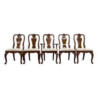 Vintage Universal Furniture Queen Anne Style Dining Chairs - Set of 5 For Sale