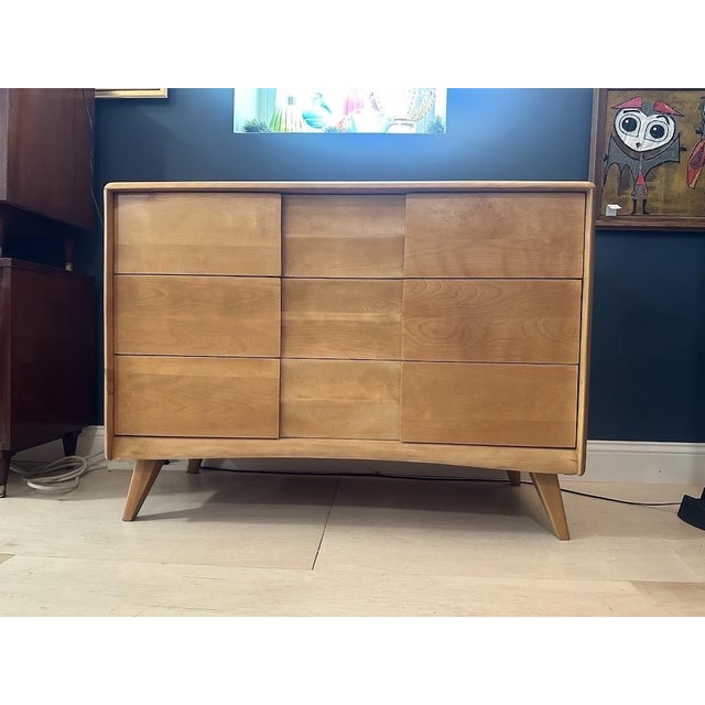 1950s Mid Century Heywood Wakefield Lowboy From the ‘Trophy” Series For Sale - Image 17 of 17
