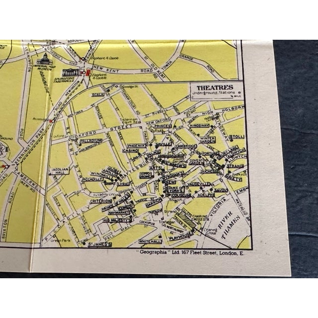 Lithograph Print Pictorial London Map For Sale In New York - Image 6 of 11