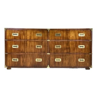Mid Century Modern Henredon Campaign Chest of Drawers / Dresser For Sale