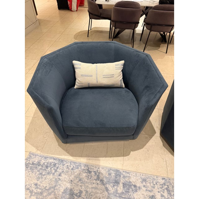 Mid-Century Modern Caracole Expressions Swivel Chair & 1/2 London Fog For Sale - Image 3 of 4