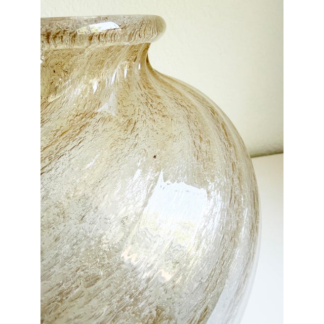 14" Murano Champagne Ribbon Vase, Attributed, Mid 20th Century For Sale - Image 11 of 15