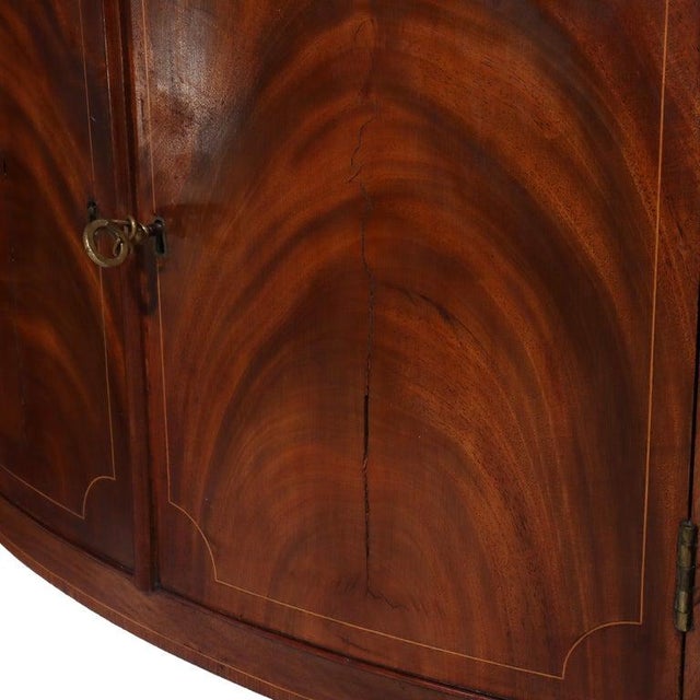 Hepplewhite Antique Hepplewhite Flame Mahogany Sideboard With Satinwood Banding 19thC For Sale - Image 3 of 17