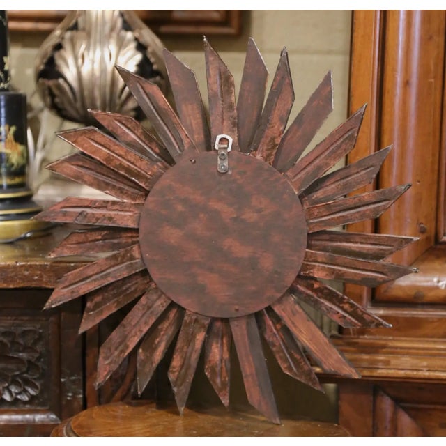 Wood Vintage French Carved Two-Tone Gilt and Silver Painted Sunburst Wall Mirror For Sale - Image 7 of 7