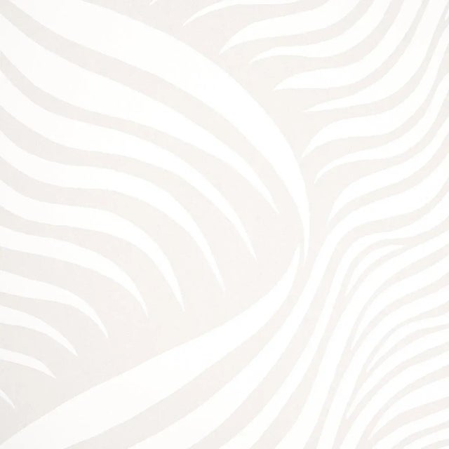 Schumacher Sample - Schumacher Sauvage Wallpaper in Dove For Sale - Image 4 of 5