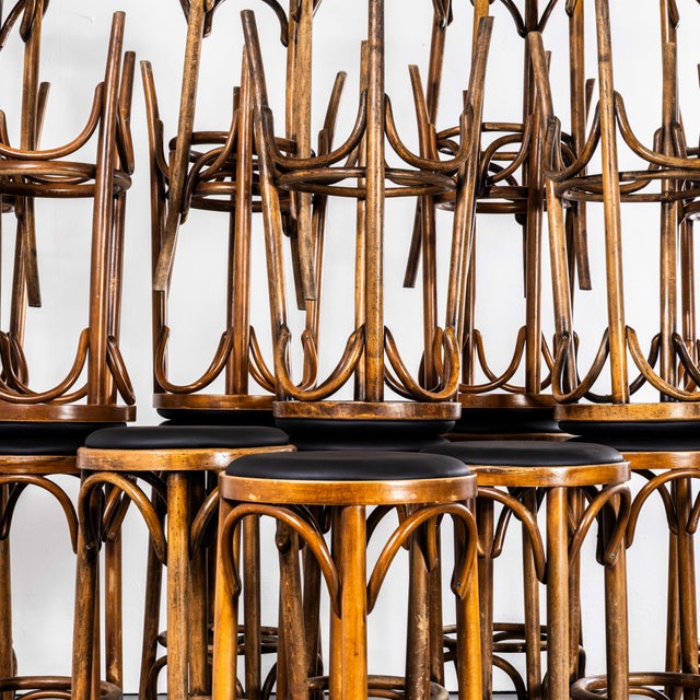 Vintage Oak and Bentwood Bar Stools, 1960s, Set of 6 For Sale - Image 9 of 11