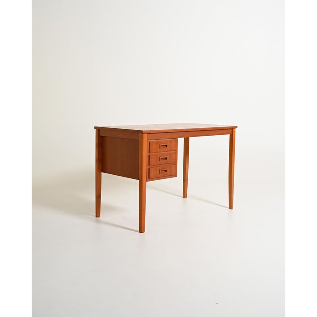 Scandinavian Teak Desk with Movable Drawers, 1960s For Sale - Image 4 of 11