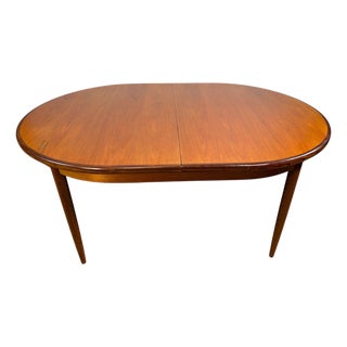 Mid-Century Teak Oval Fresco Dining Table by Victor Wilkins for G Plan, 1960s For Sale