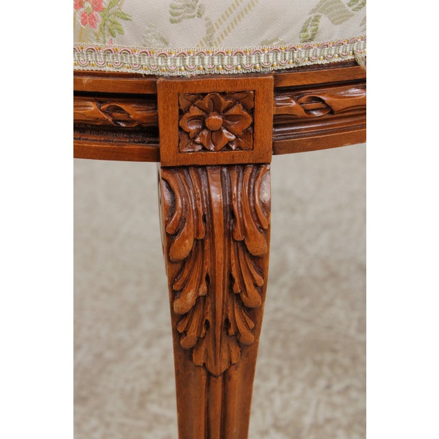 Set of 8 French Louis XIV Style Upholstered Dining Room Chairs For Sale - Image 17 of 18