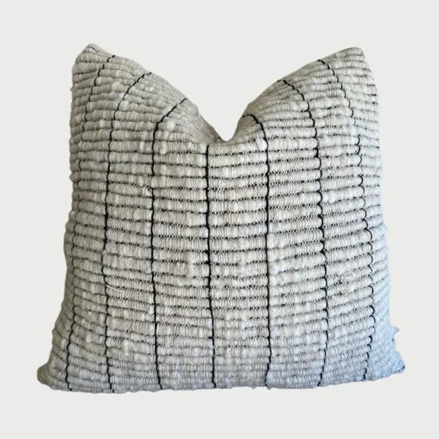 Feliz Organic Wool Handmade Pillow in Soft White For Sale In Los Angeles - Image 6 of 6