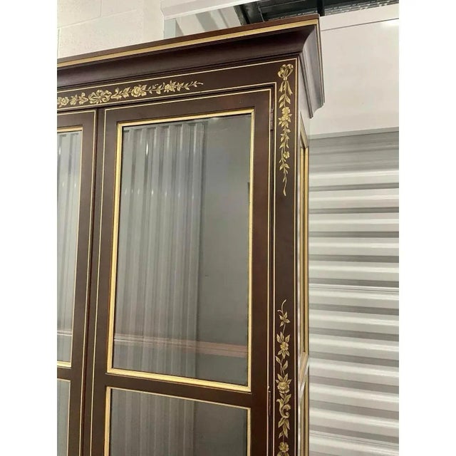 Chinoiserie Illuminated Chinoiserie Display Curio Cabinet For Sale - Image 3 of 9