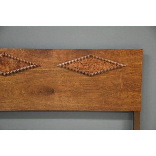Mid-Century Modern 1960s Walnut King Mid Century Headboard by Young Manufacturing For Sale - Image 3 of 6
