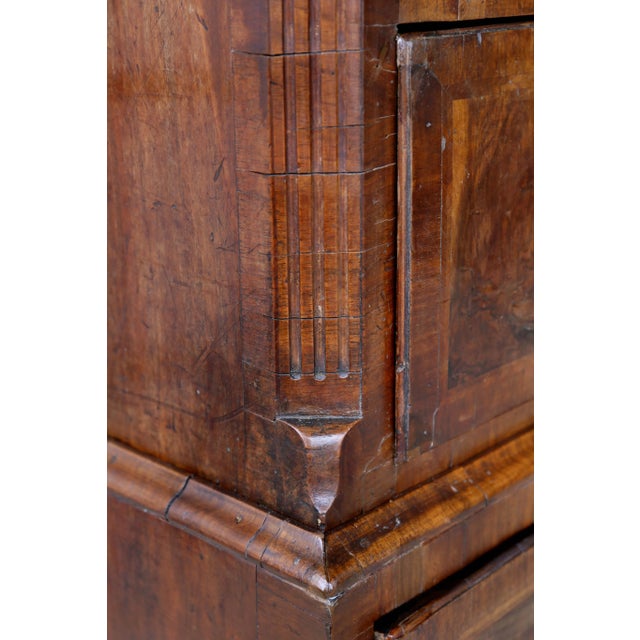 George II Walnut Chest on Chest For Sale In Boston - Image 6 of 13