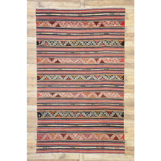 Textile Vintage Turkish Kilim Rug - 05'10 X 09'06 For Sale - Image 7 of 8