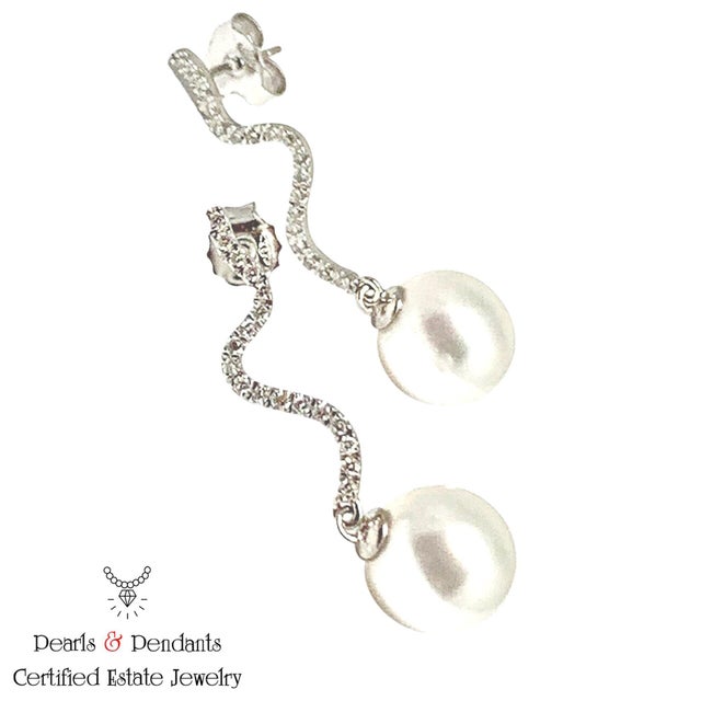 Traditional Diamond South Sea Pearl Earrings 14k White Gold Certified For Sale - Image 3 of 4