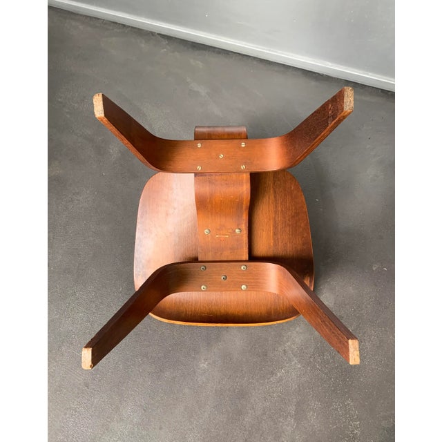 DCW Dining Chair in Wood by Charles & Ray Eames, 1945 For Sale - Image 17 of 18