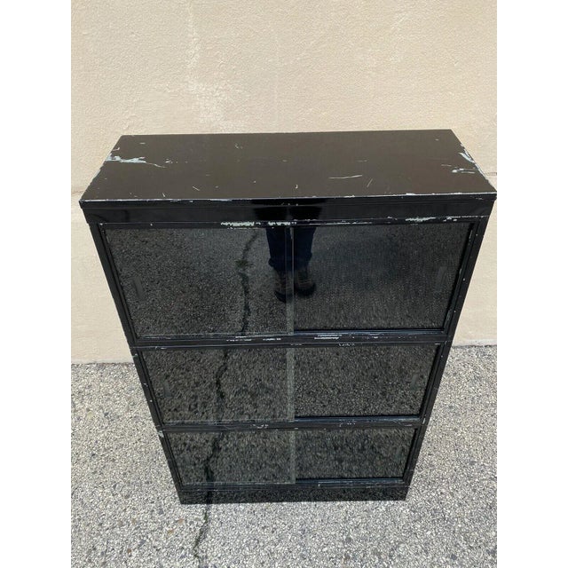 Globe Wernicke Late 20th Century Globe Wernicke Steel Metal Glass Sliding Door 3 Section Stacking Bookcase For Sale - Image 4 of 12